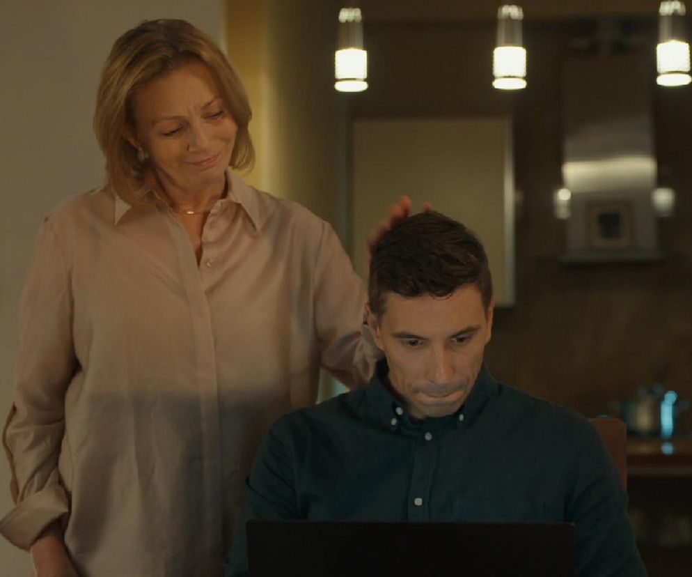 Barwy szczęścia, odcinek 3168. Tomasz (Jakub Sokołowski), Wanda (Maja Barełkowska)