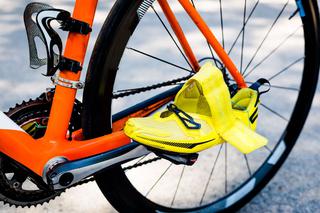 Buty na rower – jakie cechy powinny mieć dobre buty rowerowe?