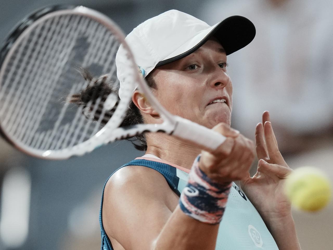 Iga Świątek zdemolowała kolejną rywalkę! Rozpędzona Polka w III rundzie Roland Garros!