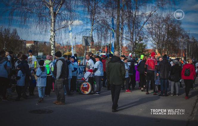 Ełk: Tropem Wilczym 2020. Kilkaset osób pobiegło dla uczczenia pamięci Żołnierzy Wyklętych