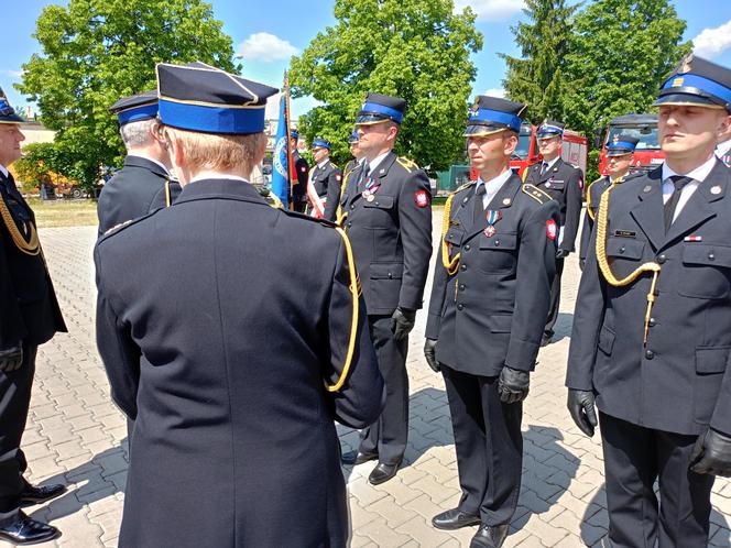 Akty nadania wyższych stopni służbowych odebrało w tym roku 21 strażaków z Komendy Miejskiej PSP w Siedlcach