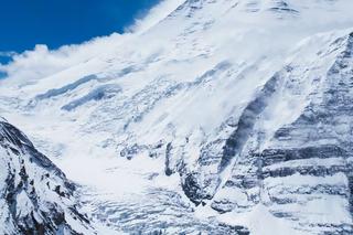 Bartek Ziemski zjechał na nartach z Dhaulagiri (8167 m n.p.m)