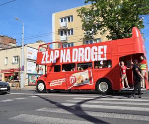 Czerwony autobus linii 7Days już na ulicach Lublina! Za nami inauguracja trasy podczas parady studentów