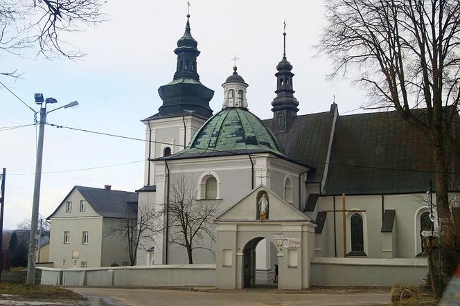 Kościół w Kurozwękach