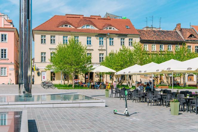 Plac Kolegiacki - nowa przestrzeń z wyjątkową historią