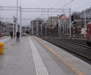 Postępują prace nad konstrukcją budynku Dworca Głównego w Olsztynie. Perony niemal na ukończeniu [ZDJĘCIA]