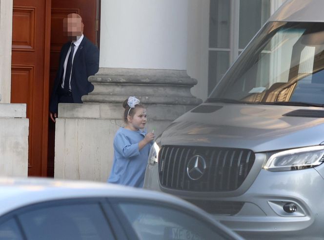 Rodzina Nawrockich przyłapana pod Belwederem! Gdzie pojechali? 