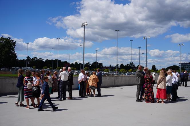 Kongres Świadków Jehowy Białystok 2024. Tłumy wiernych na Stadionie Miejskim