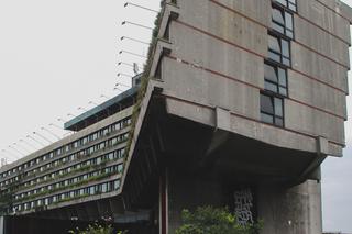 Hotel Forum w Krakowie - zdjęcia. Co czeka słynny brutalistyczny hotel?