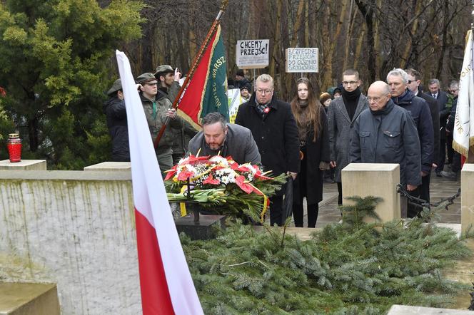 Rocznica bitwy pod Olszynką Grochowską. Mieszkańcy zorganizowali protest. „Nie odcinajcie nas od rezerwatu”