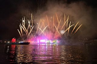 Małopolskie Królewskie Widowisko na Wiśle w ramach 24. Parady Smoków