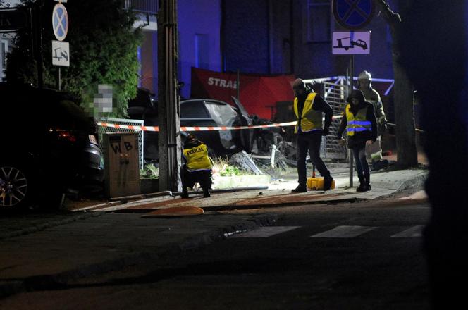 Śmiertelny wypadek w Międzyzdrojach. Auto wjechało w rodzinę, trzy osoby nie żyją