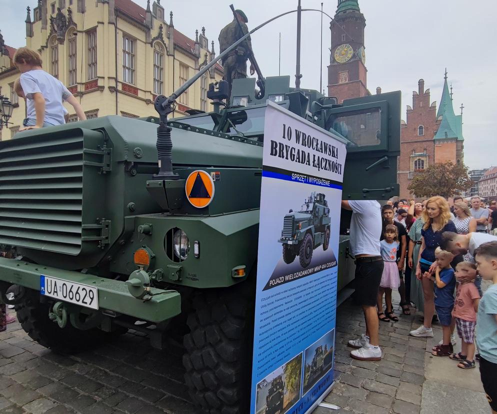 Święto Wojska Polskiego we Wrocławiu. Taki sprzęt zaprezentowano na wrocławskim Rynku 