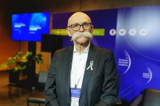 Nie odbiera mejli, nie nocuje w swoich hotelach. Kim jest prezes firmy Arche, która inwestuje w ruiny i sporo na tym zarabia?