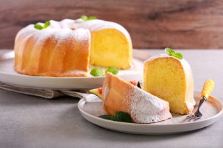 Babka wielkanocna wilgotna i pyszna – tradycyjny wypiek, który zachwyca smakiem!
