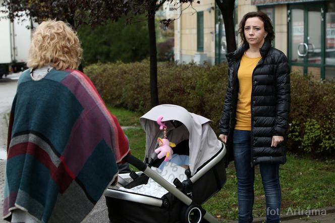 Barwy szczęścia. Sabina (Barbara Kurzaj), Maja (Lena Parol)