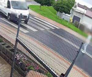 12-latek wpadł wprost pod dostawczaka