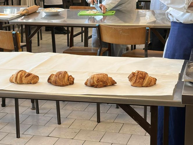 Uczniowie grudziądzkiego "Gastronomika" przygotowali rogale na Św. Marcina