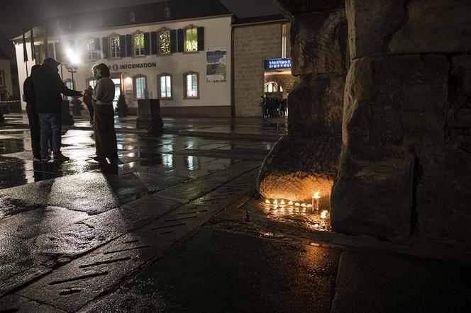 To on rozjeżdżał ludzi samochodem! Zostały po ich tylko buty