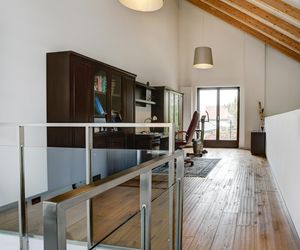 Inspiracją dla tyskiego domu były architektura holenderska oraz śląskie familoki