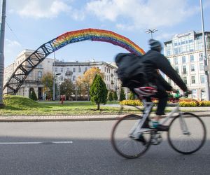 Tęcza znów zabłyśnie w centrum Warszawy. Tak zagłosowali mieszkańcy. „Zachęcam, żeby działać dalej”