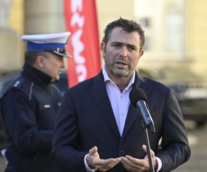 Rośnie liczba wypadków z udziałem hulajnóg. Radni Mazowsza apelują do dzieci i młodzieży: „Noście kaski i odblaski!”