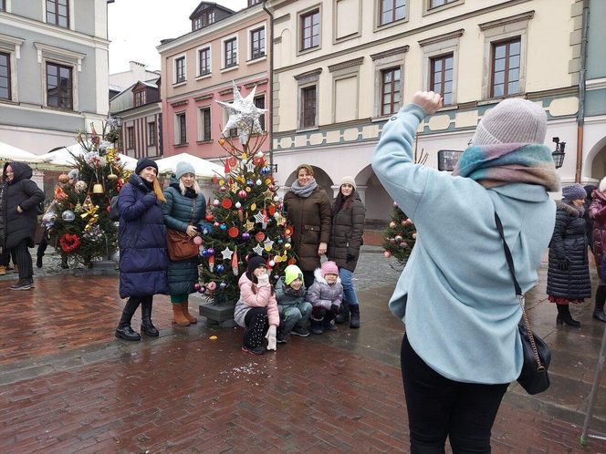  Zamojskie przedszkola i szkoły dekorowały choinki