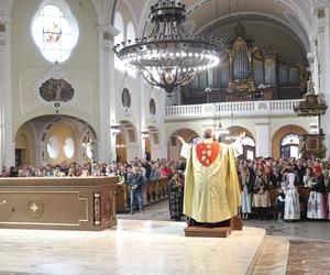 Święcenie pokarmów na Nikiszowcu