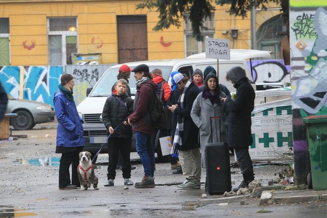 Obrońcy Stacji Praga protestowali pod urzędem