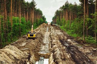 Budowa gazociągu Oświęcim - Tworzeń