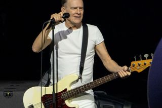Bryan Adams