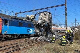 W Czechach zderzyły się w Niedzielę Wielkanocną dwa pociągi towarowe