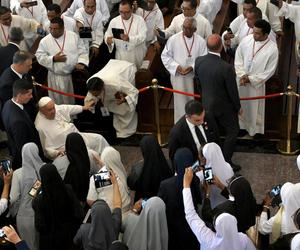 Tak kochają papieża Franciszka. Całe miasto opustoszało, wszyscy idą na mszę. Może być niemal milion osób!