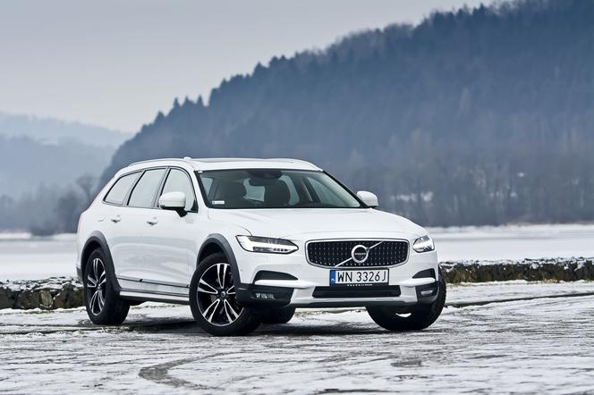 Volvo V90 Cross Country: pierwszy TEST topowego uterenowionego kombi