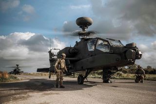Lockheed Martin zainstaluje systemy wspierające polskie Apache. Zapewni on pilotom precyzyjne możliwości pilotażu