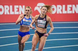 Halowe Mistrzostwa Polski 2025 w Arenie Toruń. Zdjęcia kibiców z trybun i sportowców