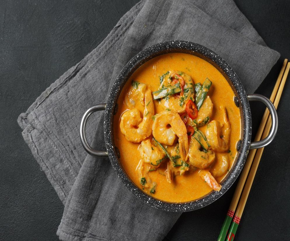 Szybko, prosto i na ostro. Curry z krewetkami to idealny obiad na tajski obiad