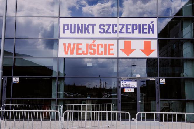 Mniej szczepionek dla punktu w Łódź Sport Arena ?