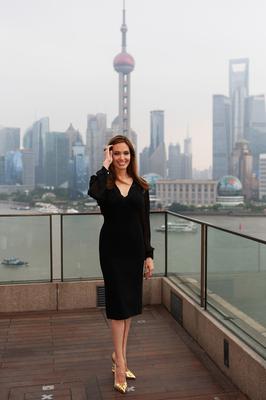 Angelina Jolie na premierze filmu "Czarownica" w Szanghaju