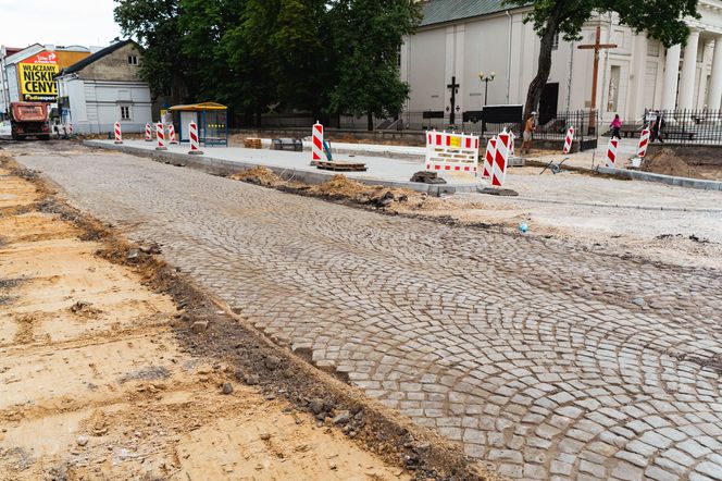 Zabytkowy bruk na Piłsudskiego w Siedlcach