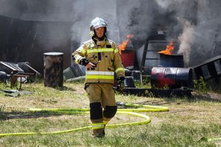 Barwy szczęścia, odcinek 3066: Straszny pożar w Brzezinach! Mariusz oskarżony o podpalenie magazynu - ZDJĘCIA