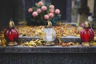 Wszystkich Świętych 2020: Czy bełchatowianie odwiedzą groby? Czy 1 listopada cmentarze będą OTWARTE? [AUDIO]