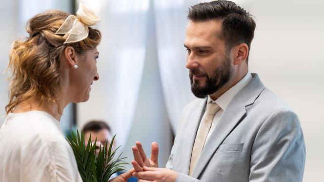 Barwy szczęścia odc. 2973: Beata (Anita Jancia-Prokopowicz), Damian (Michał Lesień-Głowacki)