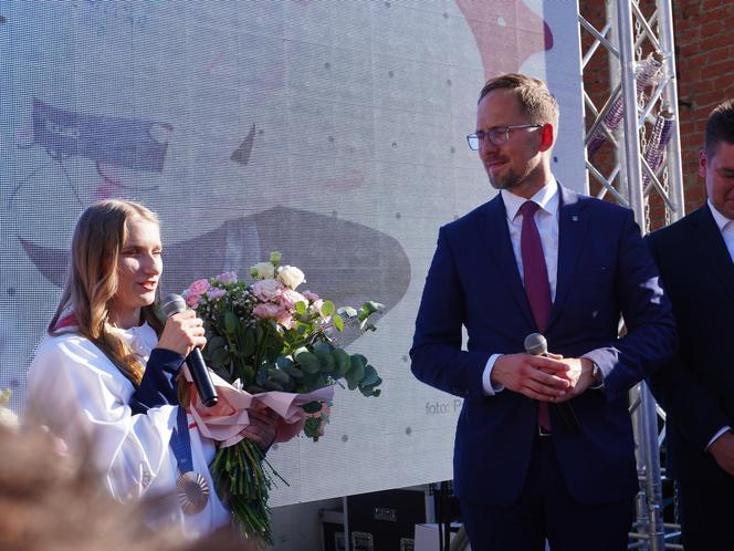 Tak mieszkańcy Tarnowa powitali Aleksandrę Kałucką, brązową medalistkę Igrzysk Olimpijskich w Paryżu!