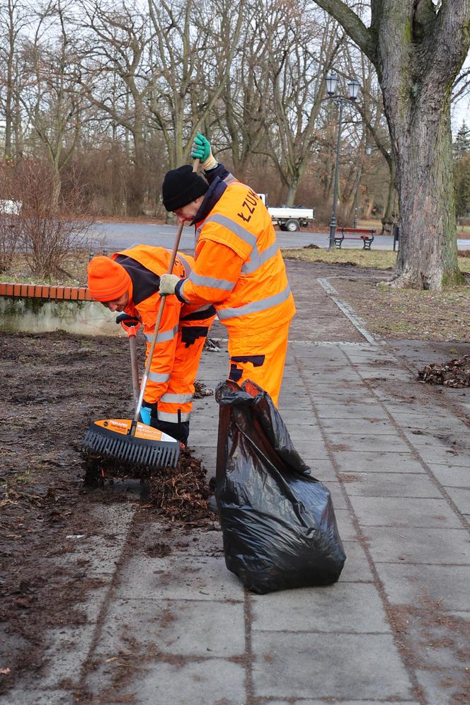 Trwają przygotowania do wiosny. Wielkie sprzątanie w łódzkich parkach