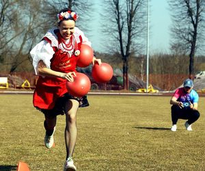  Dzień Kobiet w Rajtuzach to sukces. Piękna pogoda, tłumy kobiet to idealny przepis na celebrację święta w Rybniku ZDJĘCIA