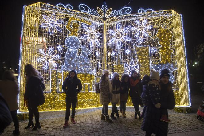 Świąteczne iluminacje w Warszawie