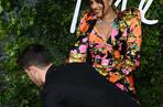 Nick Jonas i Priyanka Chopra na gali The Fashion Awards 2021