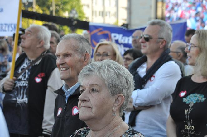 Donald Tusk, lider Platformy Obywatelskiej w Skarżysku-Kamiennej (Świętokrzyskie)