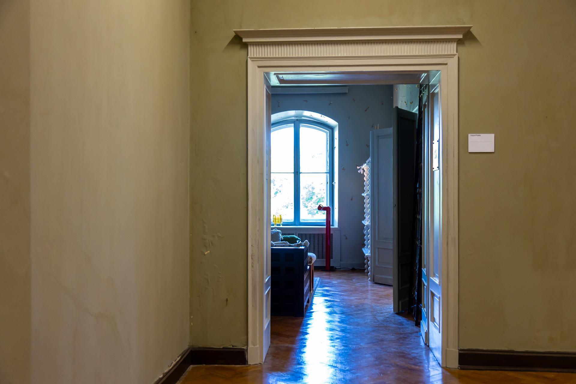 NADA Villa czyli Willa Gawrońskich w Warszawie - zdjęcia wnętrz zabytkowego pałacu i byłej ambasady